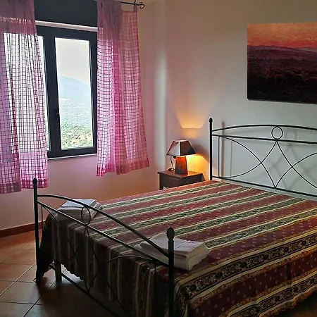 Managheri Wine Bar 3* أوليينا