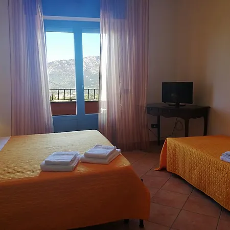 Guest house Managheri Wine Bar